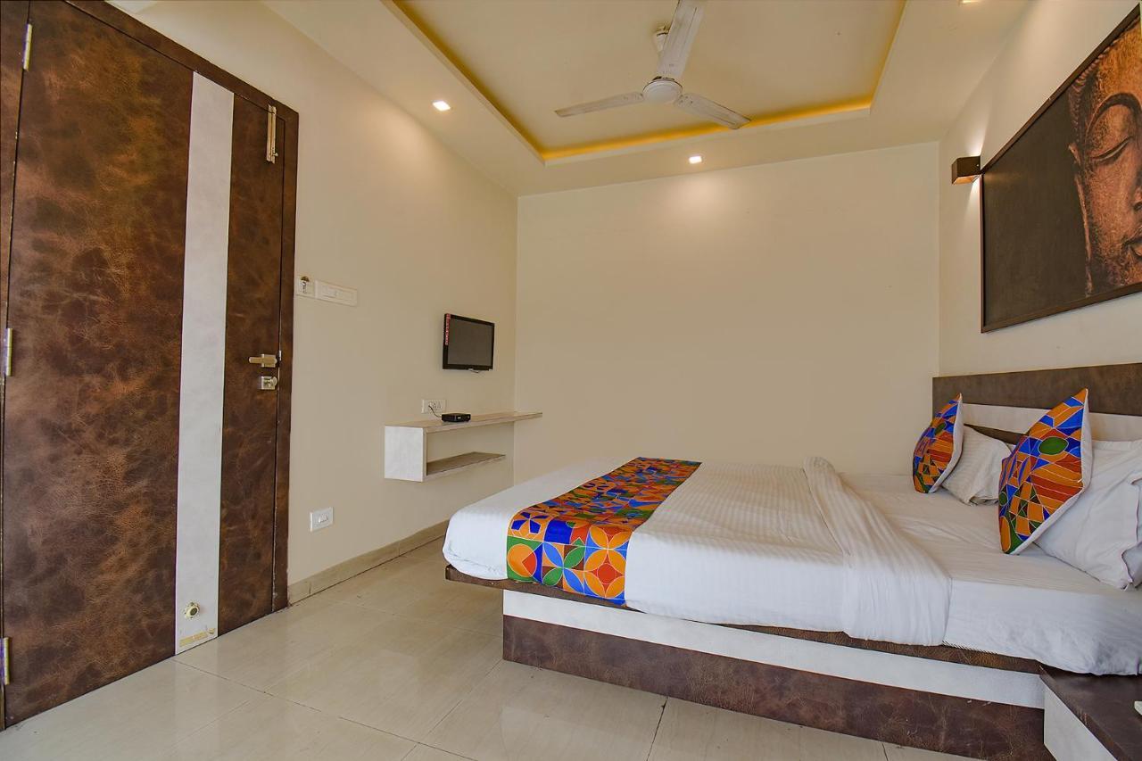 Fabhotel Royce Studio Apartments - Nr Pune International Airport Eksteriør bilde