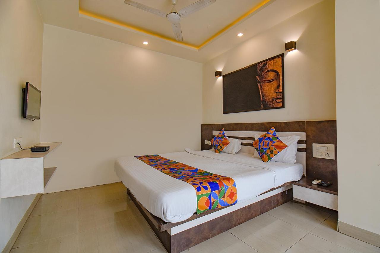 Fabhotel Royce Studio Apartments - Nr Pune International Airport Eksteriør bilde